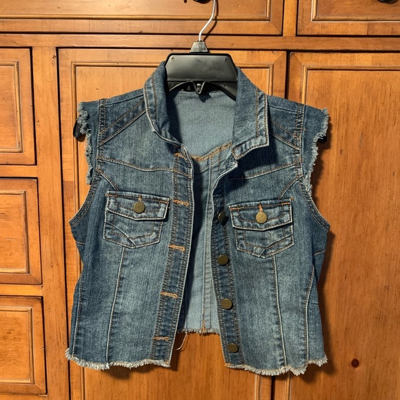 Fire Los Angeles Other - 💥💥 FINAL PRICE 💥💥 NWOT Fire Los Angeles Denim Jean Jacket, kids, size 12